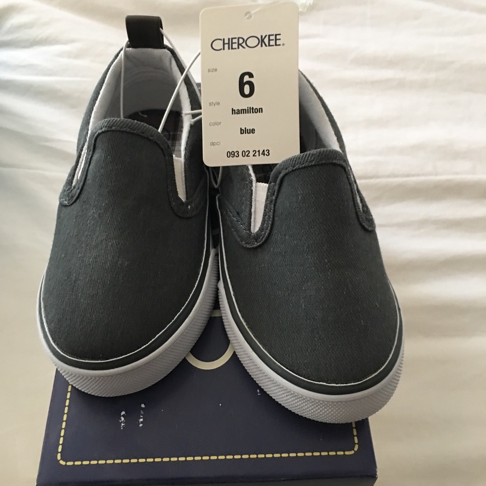 Cherokee boys slip on sneaker